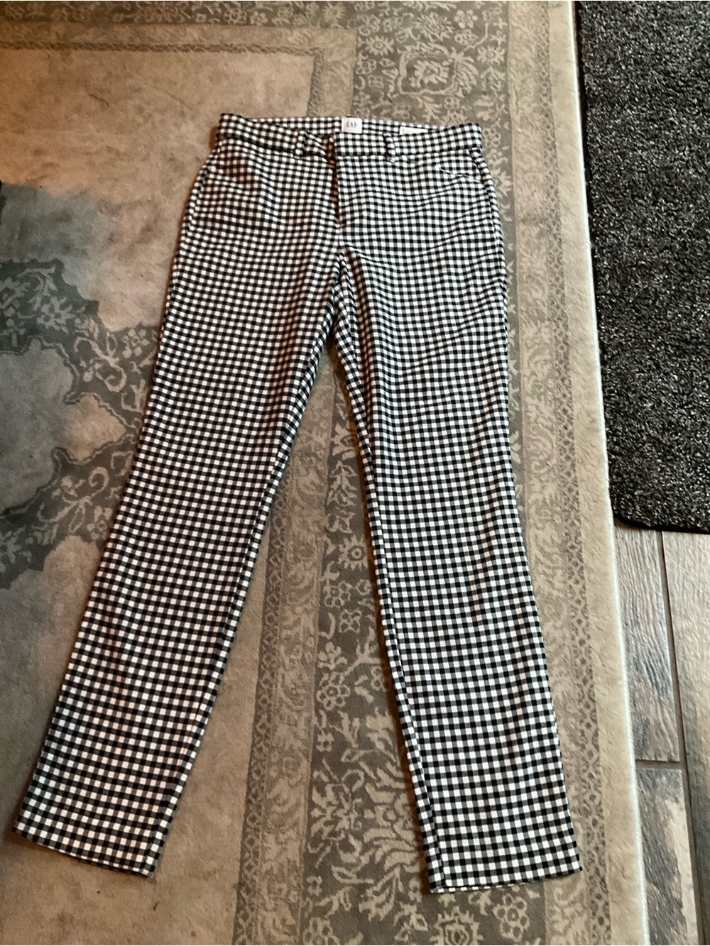 GAP Black and White Gingham Skinny Ankle Pants 4